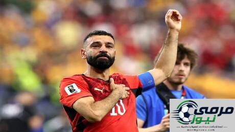 لحظة مؤثرة: مسن سوري من درعا يحتفل بتأهل مصر إلى دور الـ16 في المونديال (فيديو)