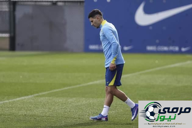 نجم برشلونة الشاب يواجه قرارًا مصيريًا بسبب لامين يامال
